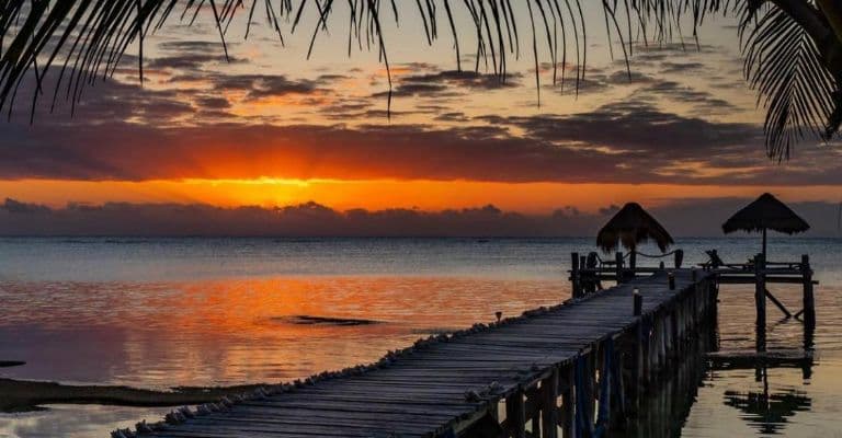 Los primeros habitantes de Cancún: historia oral de pescadores antes del turismo masivo